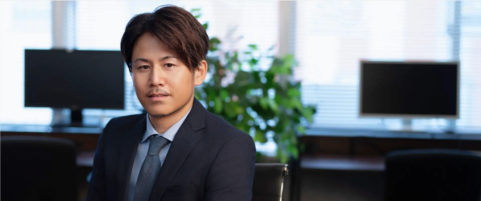 代表　財津 昇